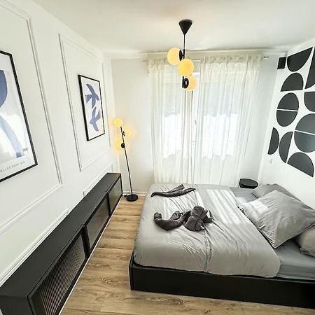 Charmant Logement Au Bord De Mer サン・ナゼール エクステリア 写真